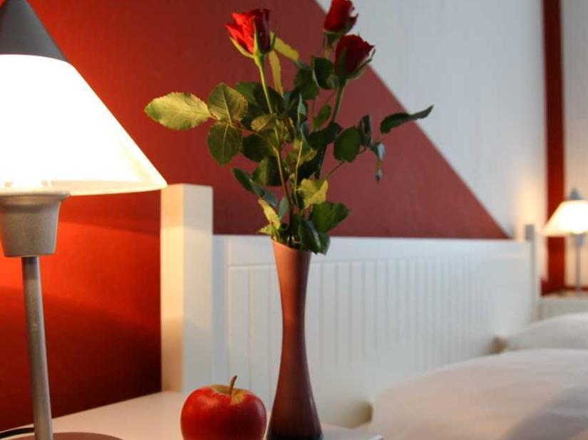 Hotel Pension Insor Берлин Екстериор снимка
